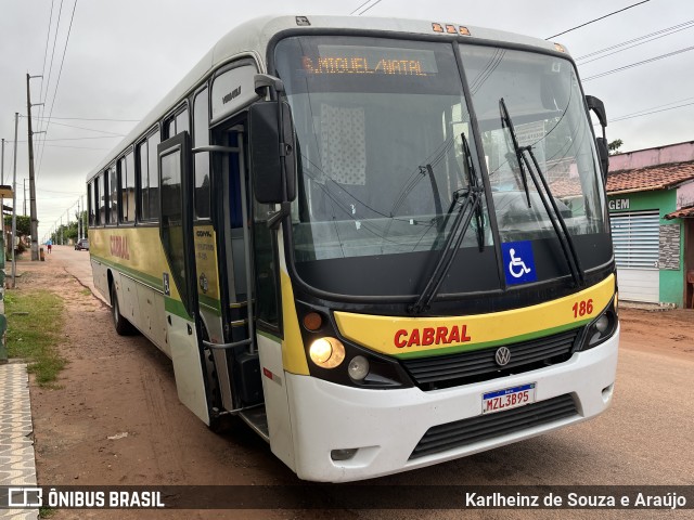 Expresso Cabral 186 na cidade de Touros, Rio Grande do Norte, Brasil, por Karlheinz de Souza e Araújo. Número da foto: #11256717.