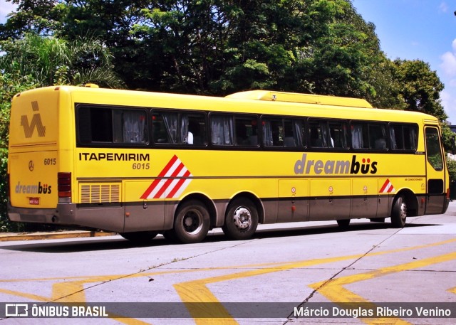 Viação Itapemirim 6015 na cidade de São Paulo, São Paulo, Brasil, por Márcio Douglas Ribeiro Venino. ID da foto: 11258819.