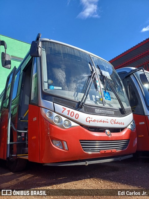 Giovani Chaves Turismo 7100 na cidade de Barão de Cocais, Minas Gerais, Brasil, por Edi Carlos Jr.. Número da foto: #11262652.