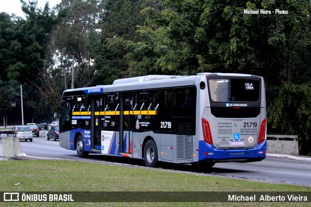 Viação Osasco 21.719 na cidade de Barueri, São Paulo, Brasil, por Michael  Alberto Vieira. Número da foto: #11261411.