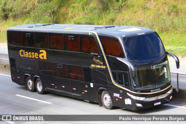 Classe A Turismo 8000 na cidade de Piraí, Rio de Janeiro, Brasil, por Paulo Henrique Pereira Borges. Número da foto: #11262163.