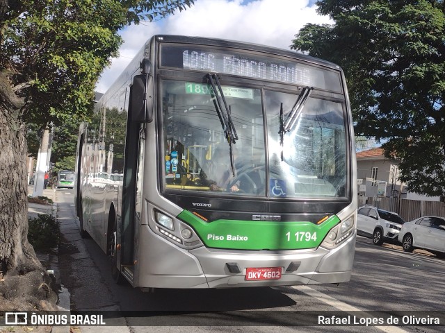 Viação Santa Brígida 1 1794 na cidade de São Paulo, São Paulo, Brasil, por Rafael Lopes de Oliveira. ID da foto: 11264444.