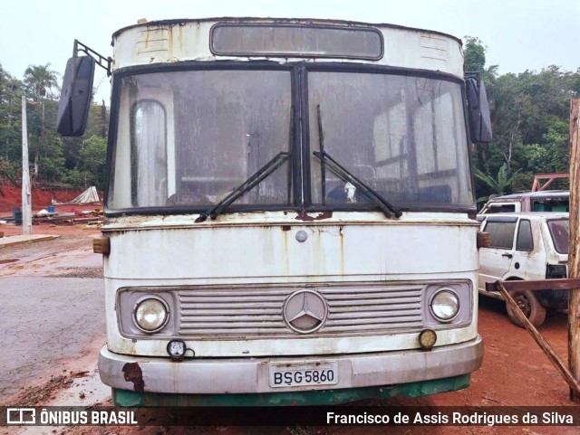 Ônibus Particulares 5860 na cidade de São Paulo, São Paulo, Brasil, por Francisco de Assis Rodrigues da Silva. Número da foto: #11263432.