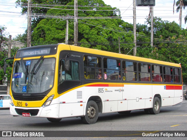 Empresa Metropolitana 805 na cidade de Recife, Pernambuco, Brasil, por Gustavo Felipe Melo. Número da foto: #11322517.