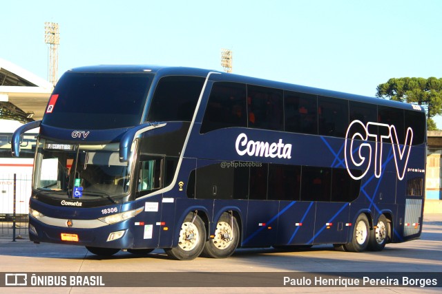 Viação Cometa 18306 na cidade de Curitiba, Paraná, Brasil, por Paulo Henrique Pereira Borges. Número da foto: #11323946.