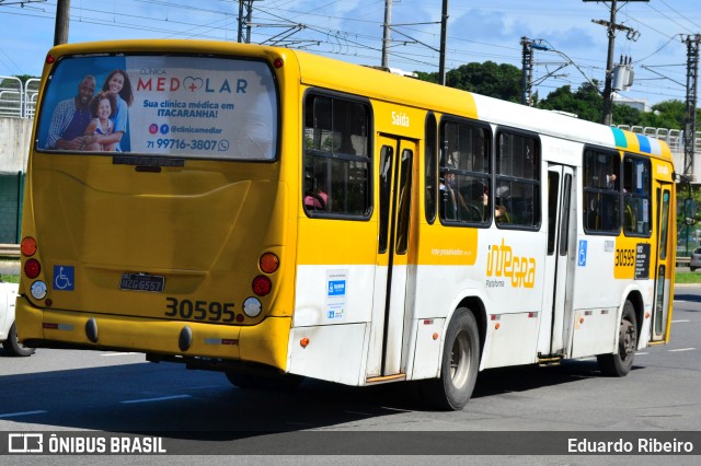 Plataforma Transportes 30595 na cidade de Salvador, Bahia, Brasil, por Eduardo Ribeiro. ID da foto: 11346903.