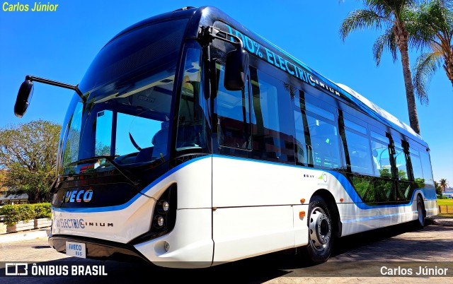 Iveco e-way na cidade de Brasília, Distrito Federal, Brasil, por Carlos Júnior. ID da foto: 11345349.