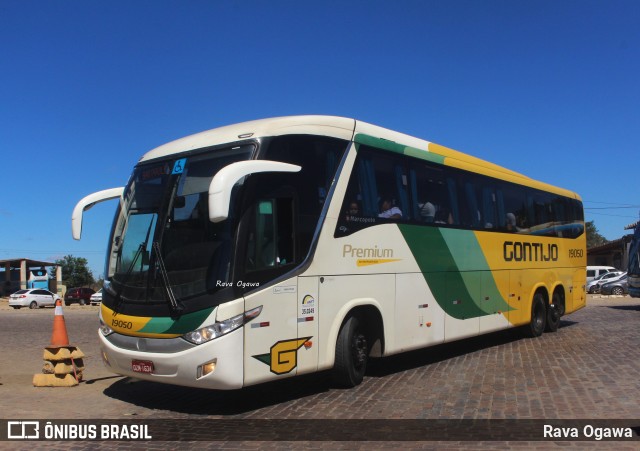 Empresa Gontijo de Transportes 19050 na cidade de Vitória da Conquista, Bahia, Brasil, por Rava Ogawa. Número da foto: #11346154.