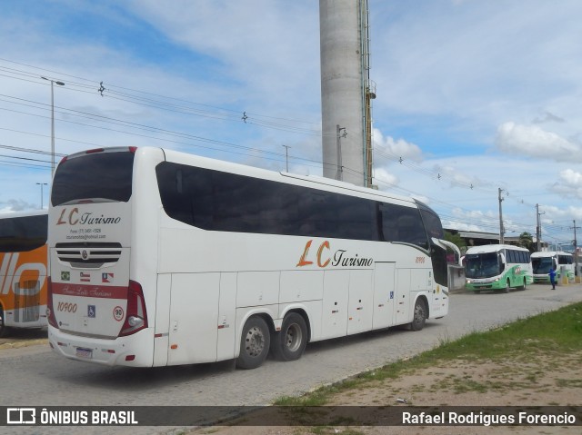 LC Turismo 10900 na cidade de Caruaru, Pernambuco, Brasil, por Rafael Rodrigues Forencio. ID da foto: 11350017.