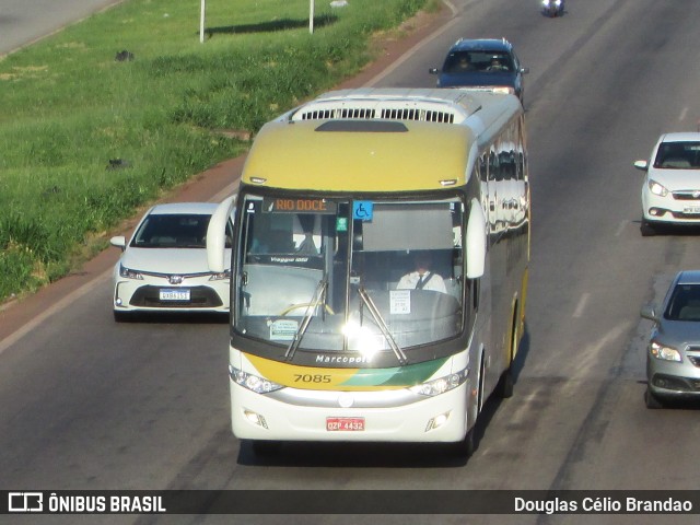 Empresa Gontijo de Transportes 7085 na cidade de Belo Horizonte, Minas Gerais, Brasil, por Douglas Célio Brandao. ID da foto: 11349872.