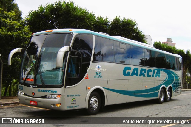 Viação Garcia 7461 na cidade de Curitiba, Paraná, Brasil, por Paulo Henrique Pereira Borges. Número da foto: #11350271.