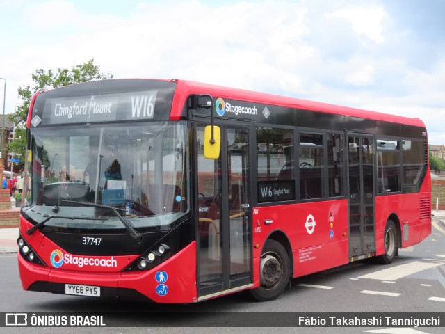 Stagecoach 37747 na cidade de London, Greater London, Inglaterra, por Fábio Takahashi Tanniguchi. ID da foto: 11352401.