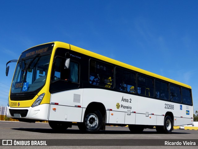 Viação Pioneira 232688 na cidade de Santa Maria, Distrito Federal, Brasil, por Ricardo Vieira. Número da foto: #11351452.