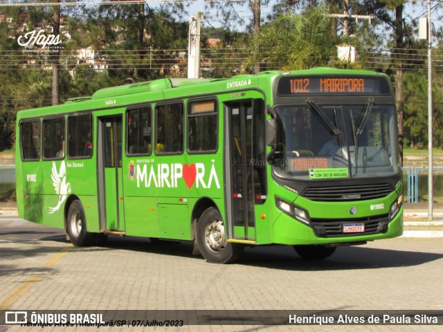 Dinatur Traslados e Turismo M19002 na cidade de Mairiporã, São Paulo, Brasil, por Henrique Alves de Paula Silva. Número da foto: #11354932.