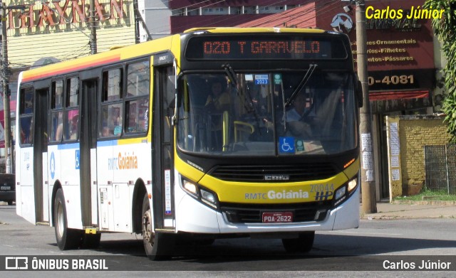 HP Transportes Coletivos 20044 na cidade de Goiânia, Goiás, Brasil, por Carlos Júnior. Número da foto: #11355160.