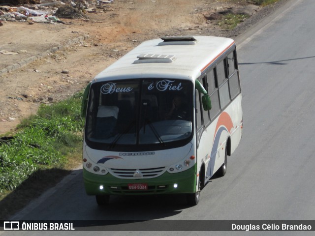 Ônibus Particulares 9324 na cidade de Belo Horizonte, Minas Gerais, Brasil, por Douglas Célio Brandao. ID da foto: 11354056.