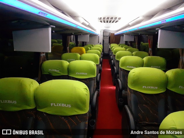 FlixBus Transporte e Tecnologia do Brasil 3521 na cidade de São Paulo, São Paulo, Brasil, por Andre Santos de Moraes. Número da foto: #11357418.