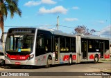 Viação Metrópole Paulista - Zona Sul 7 3600 na cidade de Itapecerica, Minas Gerais, Brasil, por Victor Oliveira Santos. Número da foto: #:id.
