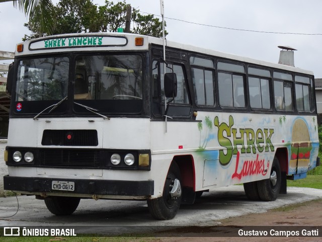 Shrek Lanches 0612 na cidade de Itapoá, Santa Catarina, Brasil, por Gustavo Campos Gatti. ID da foto: 11361383.