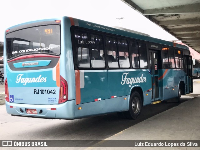 Auto Ônibus Fagundes RJ 101.042 na cidade de Niterói, Rio de Janeiro, Brasil, por Luiz Eduardo Lopes da Silva. Número da foto: #11363577.