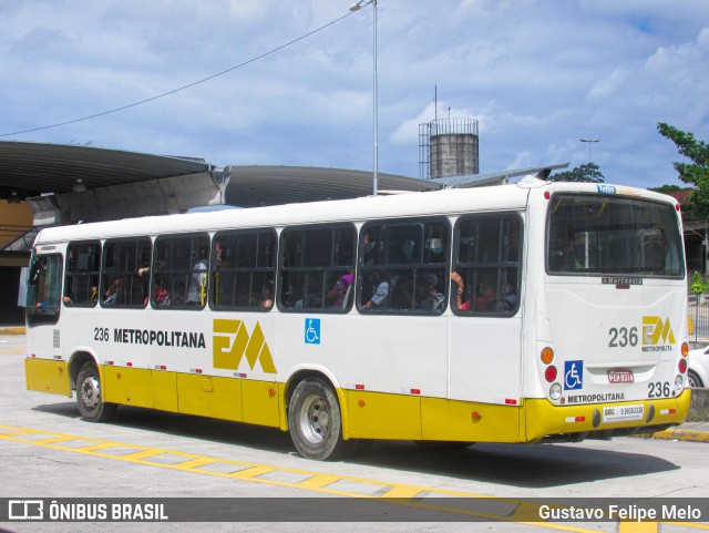 Empresa Metropolitana 236 na cidade de Recife, Pernambuco, Brasil, por Gustavo Felipe Melo. ID da foto: 11363233.