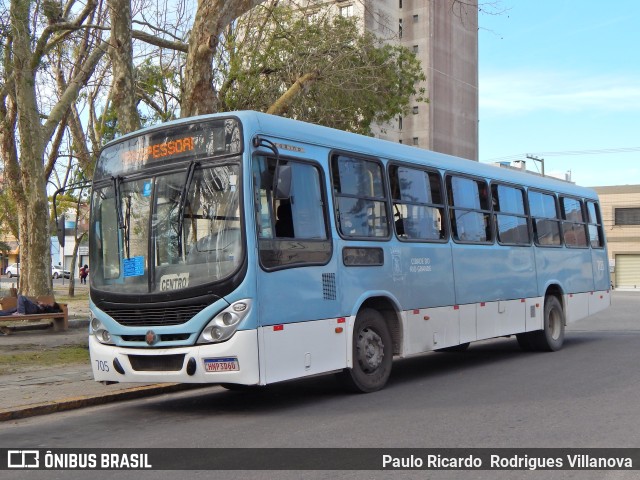 TransPessoal Transportes 705 na cidade de Rio Grande, Rio Grande do Sul, Brasil, por Paulo Ricardo  Rodrigues Villanova. ID da foto: 11366161.