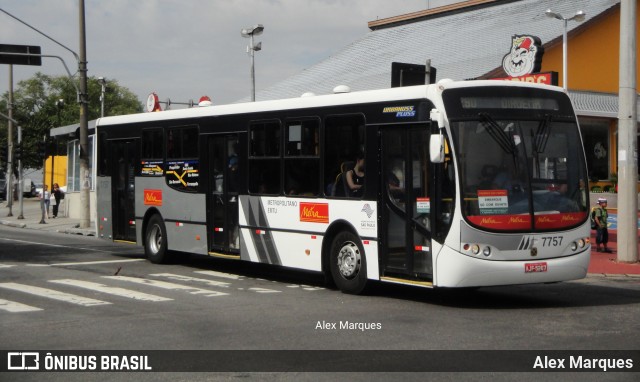 Metra - Sistema Metropolitano de Transporte 7757 na cidade de Diadema, São Paulo, Brasil, por Alex Marques. ID da foto: 11365272.