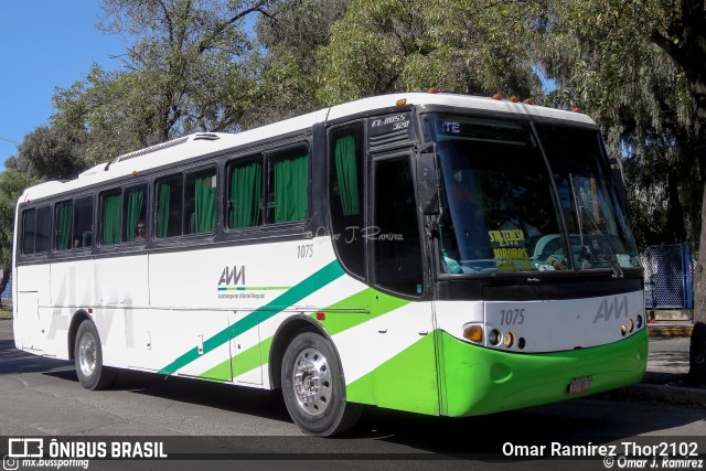 AVM - Autotransportes Valle del Mezquital 1075 na cidade de Gustavo A. Madero, Ciudad de México, México, por Omar Ramírez Thor2102. Número da foto: #11368486.