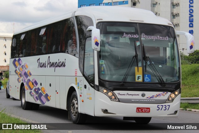 Trans Pompiani 5737 na cidade de Aparecida, São Paulo, Brasil, por Maxwel Silva. Número da foto: #11367785.