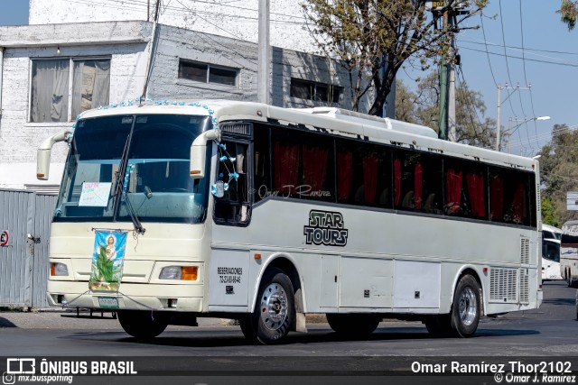 Autobuses sin identificación - Mexico N/I na cidade de Gustavo A. Madero, Ciudad de México, México, por Omar Ramírez Thor2102. Número da foto: #11368484.