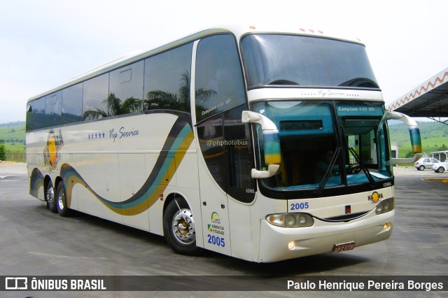 Kaoma Rio Turismo 2005 na cidade de Roseira, São Paulo, Brasil, por Paulo Henrique Pereira Borges. Número da foto: #11369176.