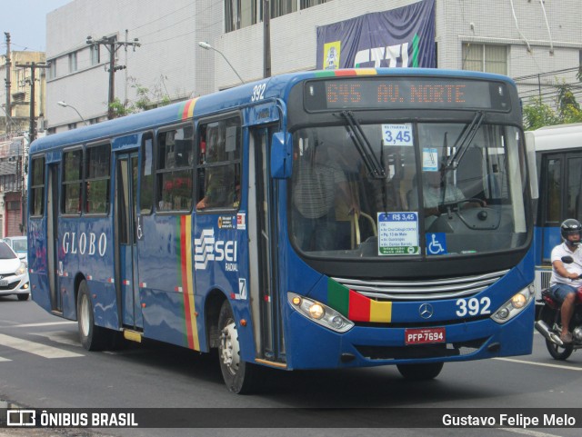 Transportadora Globo 392 na cidade de Recife, Pernambuco, Brasil, por Gustavo Felipe Melo. Número da foto: #11367484.