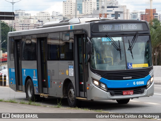 Transwolff Transportes e Turismo 6 6598 na cidade de São Paulo, São Paulo, Brasil, por Gabriel Oliveira Caldas da Nobrega. ID da foto: 11370336.