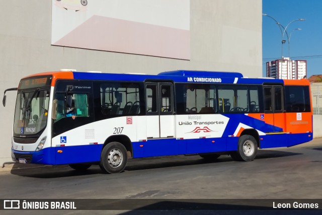 União Transportes 207 na cidade de Várzea Grande, Mato Grosso, Brasil, por Leon Gomes. ID da foto: 11369851.