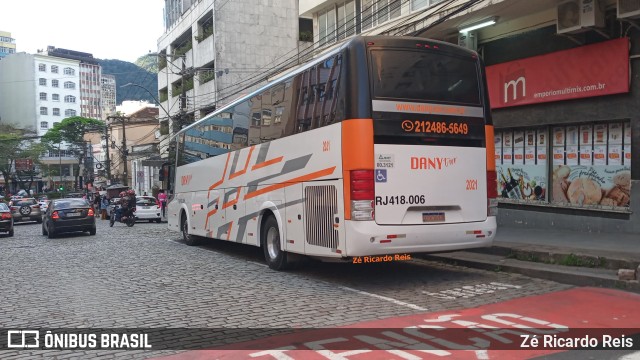 Dany Tur Excursões e Viagens RJ 418.006 na cidade de Petrópolis, Rio de Janeiro, Brasil, por Zé Ricardo Reis. ID da foto: 11326298.