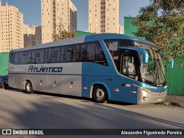 ATT - Atlântico Transportes e Turismo 881001 na cidade de São Paulo, São Paulo, Brasil, por Alexandre Figueiredo Pereira. ID da foto: 11377716.