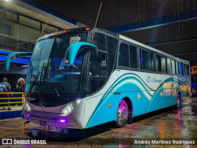 Transportes Sear EL ARCáNGEL na cidade de Catedral, San José, San José, Costa Rica, por Andrés Martínez Rodríguez. Número da foto: #11380196.