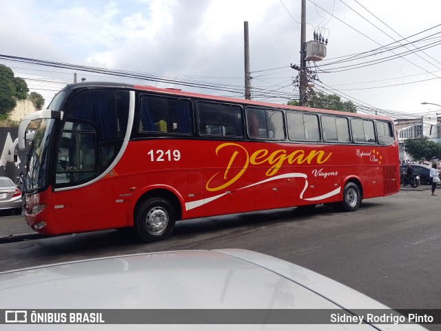Degan Turismo 1219 na cidade de Rio de Janeiro, Rio de Janeiro, Brasil, por Sidney Rodrigo Pinto . Número da foto: #11379384.