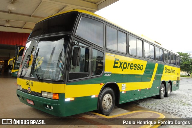 Expresso Brasileiro 9011 na cidade de Guaratinguetá, São Paulo, Brasil, por Paulo Henrique Pereira Borges. ID da foto: 11378610.