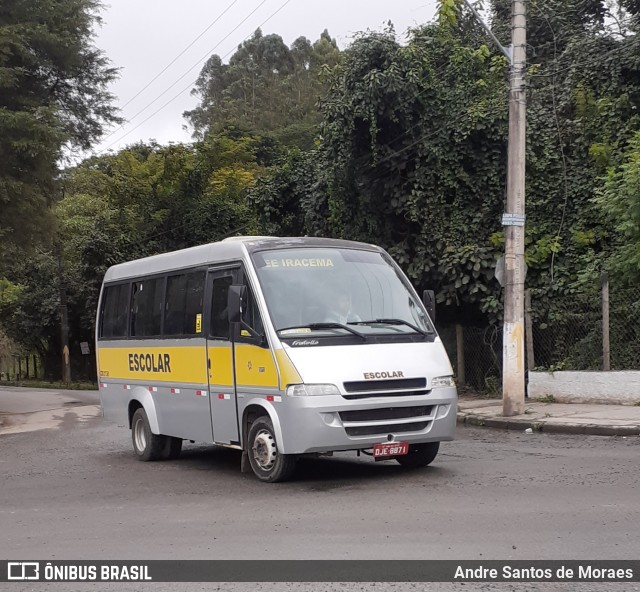 Escolares 8871 na cidade de Embu das Artes, São Paulo, Brasil, por Andre Santos de Moraes. ID da foto: 11378715.