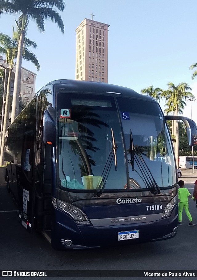 Viação Cometa 715104 na cidade de Aparecida, São Paulo, Brasil, por Vicente de Paulo Alves. ID da foto: 11380326.