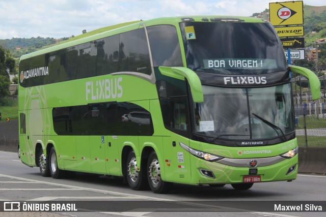 FlixBus Transporte e Tecnologia do Brasil 421905 na cidade de Barra Mansa, Rio de Janeiro, Brasil, por Maxwel Silva. ID da foto: 11382402.