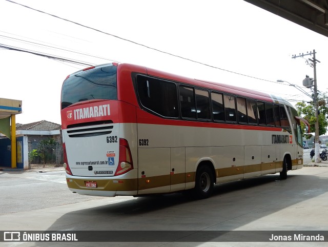 Expresso Itamarati 6392 na cidade de Barrinha, São Paulo, Brasil, por Jonas Miranda. ID da foto: 11381763.