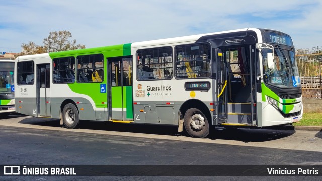 Empresa de Ônibus Vila Galvão 2456 na cidade de Guarulhos, São Paulo, Brasil, por Vinicius Petris. Número da foto: #11383782.