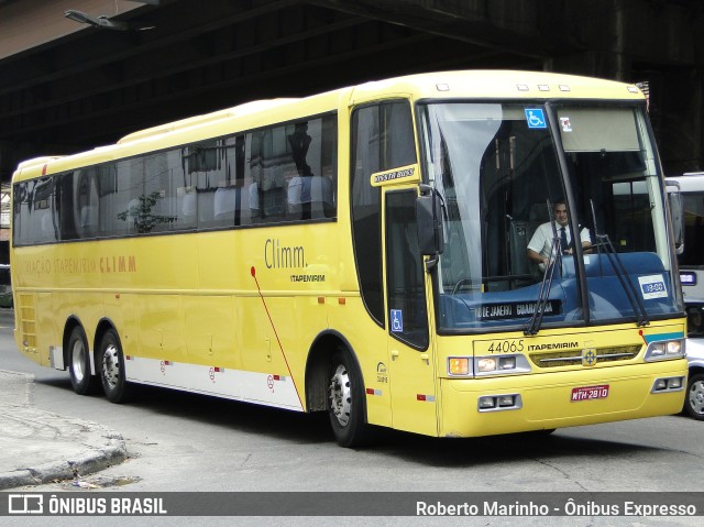 Viação Itapemirim 44065 na cidade de Rio de Janeiro, Rio de Janeiro, Brasil, por Roberto Marinho - Ônibus Expresso. ID da foto: 11387616.