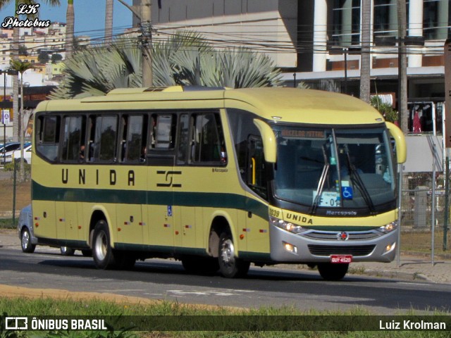 Empresa Unida Mansur e Filhos 2039 na cidade de Juiz de Fora, Minas Gerais, Brasil, por Luiz Krolman. Número da foto: #11385776.