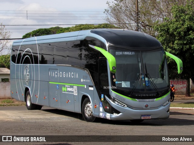 Viação Garcia 82209 na cidade de Paranavaí, Paraná, Brasil, por Robson Alves. Número da foto: #11389904.