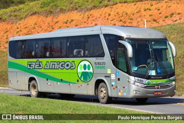 Turismo Três Amigos 1580 na cidade de Aparecida, São Paulo, Brasil, por Paulo Henrique Pereira Borges. ID da foto: 11392962.