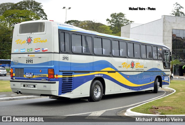 Vip Bus Comércio de Ônibus 1991 na cidade de Barueri, São Paulo, Brasil, por Michael  Alberto Vieira. ID da foto: 11397607.