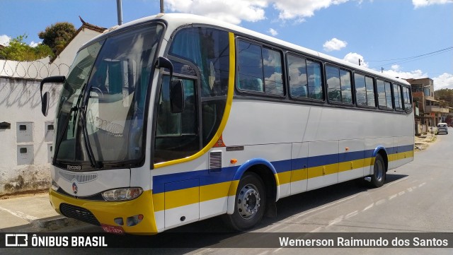 Ônibus Particulares  na cidade de São José da Lapa, Minas Gerais, Brasil, por Wemerson Raimundo dos Santos. ID da foto: 11397749.